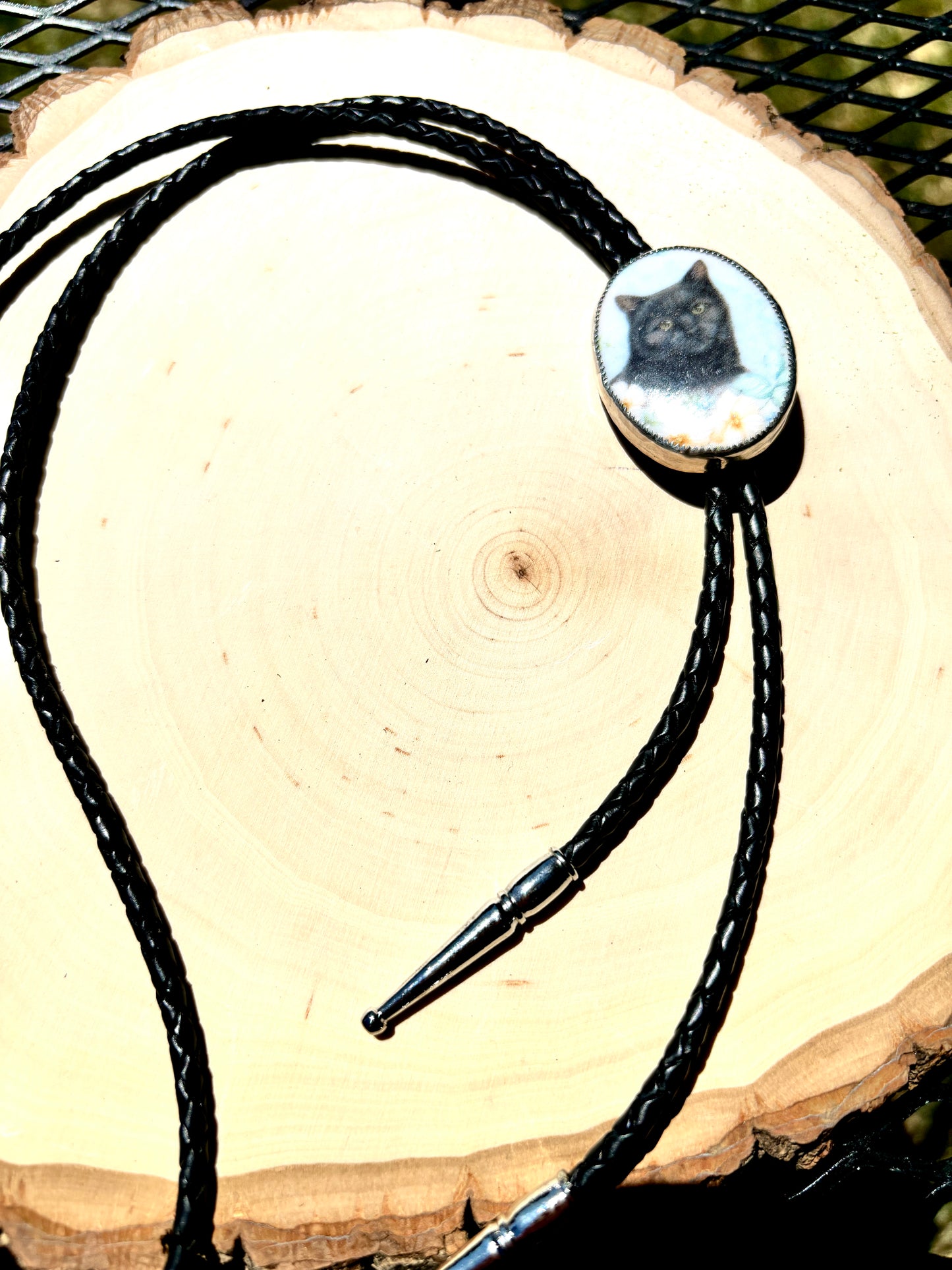 Lu Cat Bolo